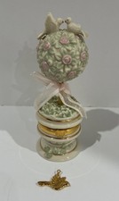 Lenox Treasures The Topiary Treasure Box Doves Love Birds Roses w Dove Charm picture