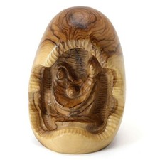 Olive Wood Egg Family 4.5