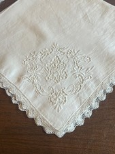 6 Gorgeous ANTIQUE European LINEN & Cutwork Embroidery NAPKINS. Lace edge. 21