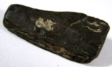 NATURAL WHITBY JET - GRIEF, PROTECTION - 4.5 x 1.5 x 0.9 cms 5.20 gms #3 picture