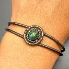 Vintage Navajo Native Indian Turquoise Silver Bracelet Cuff Small 6-1/2
