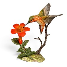 Maruri Rufous Hummingbird Trumpet Creeper Figure | H-8901 Porcelain Bronze 1989 picture
