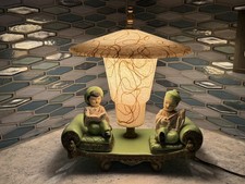 Vintage Rare MCM Atomic Green Asian Theme Table Lamp (Circa. 1950, Working) picture