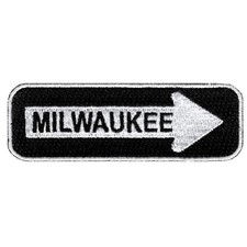 MILWAUKEE ONE-WAY SIGN EMBROIDERED IRON-ON PATCH applique WISCONSIN SOUVENIR new picture