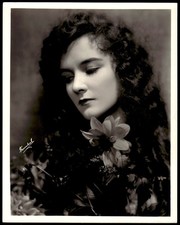 Mary Philbin 8x10 Original Press Studio Photo w/COA *Y5266 picture