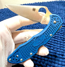 Spyderco Delica 4 (C11PCBL) Cobalt Blue CPM SPY27 Blade *Lightweight* Folder picture