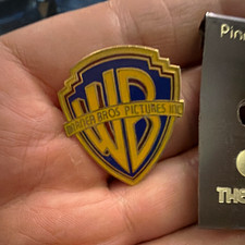Vintage Warner Bros Pictures Inc Enamel Pin Pinnacle Designs Studios Shield Card picture