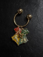 The Noble Collection 2004 Harry Potter House Credit Key Ring picture