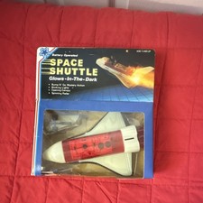 MINT Sealed Vintage 1984 Vogue Star Space Shuttle Glow In Dark Toy Box picture