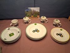 John Deere Tractor Tableware 16pc Dinnerware Set picture