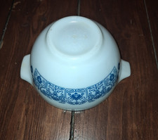 Vintage PYREX HORIZON BLUE CINDERELLA MIXING BOWL #441  1.5 qt USA 1960s picture