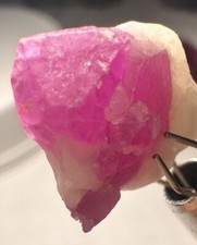 9 Ct. Top Robin With Beautiful Colour From Afghanistan picture