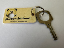 RARE  PLAYBOY CLUB BUNNY EMPLOYEE LAKE GENEVA RESORT LODGE ROOM KEY HOLE FOB picture