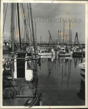 1958 Press Photo Fishing boats placed in harbor in San Francisco's waterfront picture