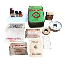 Vintage Boy Scouts Official First Aid Kit Johnson & Johnson Tin w/ Contents rare picture
