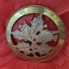 Vtg Brass Christmas Trivet - Holly Leaf & Berry Design - Made in India Patina  picture