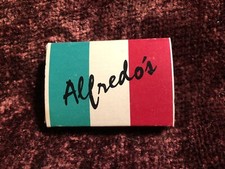 Alfredo’s Italian Restaurant, Costa Mesa, CA Full Unstruck Matchbox with Matches picture