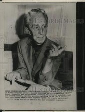 1969 Press Photo Famed Illustrator Norman Rockwell gestures during an interview picture