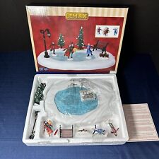 Lemax Winter Skating Scene Battery Powered Open Box Item Mint Condition picture