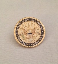 OBAMA 2009 GOLD PIN INAUGURATION PRESIDENT VP BIDEN DEMOCRAT EAGLE SEAL  Rare picture