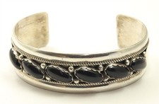 Vintage Navajo Sterling Silver Large Black Onyx Row Cuff Bracelet 28.9g 6.5