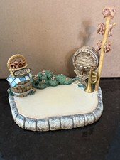 Goebel HUMMELSCAPES Marktplatz Display Stand 2001 #1065-D picture