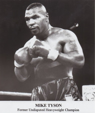 1997 Press Photo Heavyweight Boxing Champion Mike Tyson picture