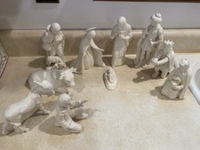 HUMMEL GOEBEL 10-PC.  LARGE WHITE NATIVITY SET. Trademarks From 1964-72. picture