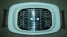 Vtg Corning Ware Blue Cornflower P-21, Roaster / lg baking dish w liner & stand picture