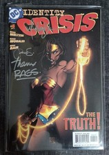 🟡 Identity Crisis #4 Signed By Michael Turner Peter Steigerwald & Rags Morales picture