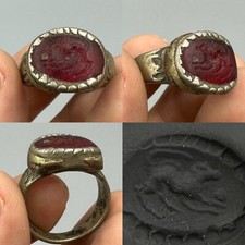 Beautiful rare ancient Roman bronze intaglio unique old ring picture