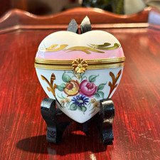 VTG Artoria Limoges Heart Hinged Trinket Box Made in France Floral Gold Trim picture