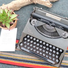 [RARE WOKING] Antique 1936 The Baby Empire Portable Field Typewriter SN#2070 picture