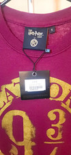Harry Potter Shop Platform 9 3/4 Distressed Burgundy T-Shirt Size S Official NWT picture