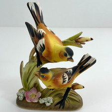 Lefton Goldfinch Figurine on Foliage Hand Painted Japan 6