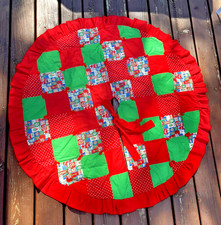 Vtg Grandma's Homemade Patchwork Quilted Christmas Tree Skirt 48” Ruffled Tie picture