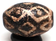 Himalaya Indo Tibetan Phum Dzi Eyes Tian Zhu Agate Spiritual Antique Amulet Bead picture