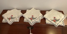 Vtg Set 12 Cross Stitch Embroidery Dinner Napkins 16x16 Floral Pinks Blue Border picture