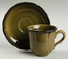 Metlox - Poppytrail - Vernon La Mancha Green Cup & Saucer 355458 picture