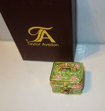Taylor Avedon Collectible Green Treasure Chest  authentic new + box $140 picture