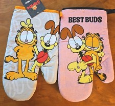 Garfield Odie Vintage Style Oven Mitts Pot Holders, Fun Friend Gift, Lot Of 2 picture