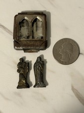 Antique 1940s Pocket Shrine Catholic German Dbl Window MARY JESUS  JOSEPH WWII picture