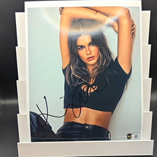 Beckett Authenticated Signed Celebrity Photo Autograph Original Kaia Gerber picture