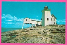 Hendrick's Head Lighthouse, West Southport, Maine ME Postcard picture
