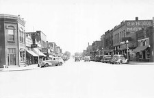 J73/ Wayne Nebraska RPPC Postcard c1940s Main Street Stores 292 picture