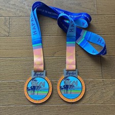 Hapalua 2021 Half Marathon Finisher Medal Set of 2 Hawaii race picture