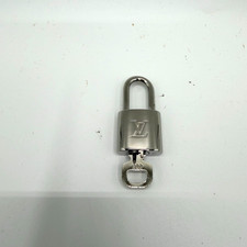 Louis Vuitton Padlock Key silver Tone Authentic 1pcs　Number 306 picture