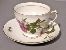 Royal Vale Bone China Pink Roses & Buds, Scalloped, Gold Trim VTG Made in UK picture