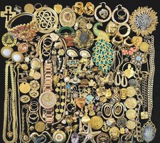 Vintage Junk Drawer Lot Mixed Metals Miscellaneous Collectibles picture