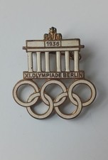 Authentic 1936 Berlin Summer Olympic Games Vitreous Enamel Visitor Pin/Badge picture